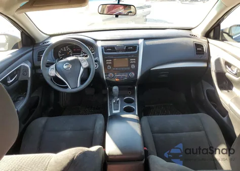 2015 Nissan Altima 2.5 z USA, uszkodzony, nr VIN 1N4AL3AP5FC466657